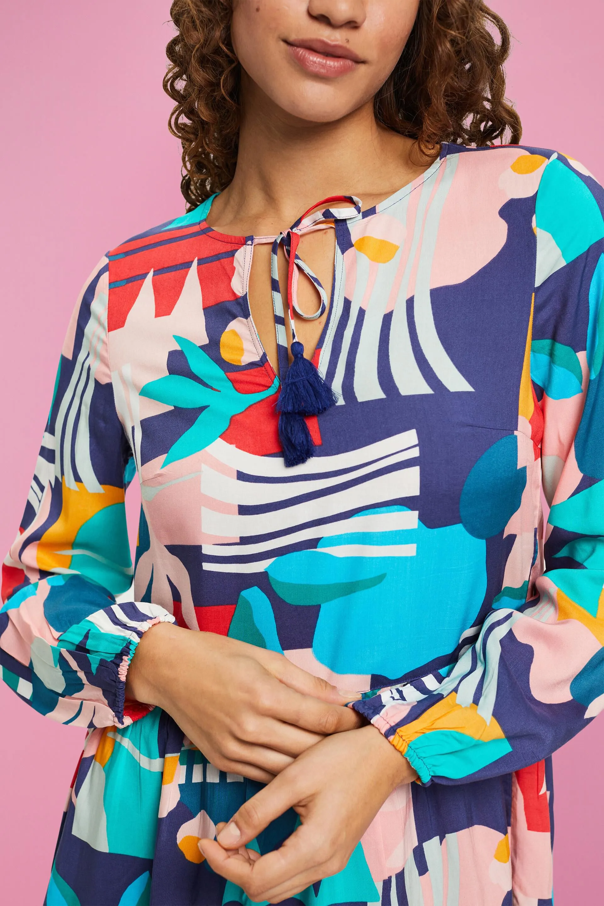 Vestido de playa con estampado multicolor