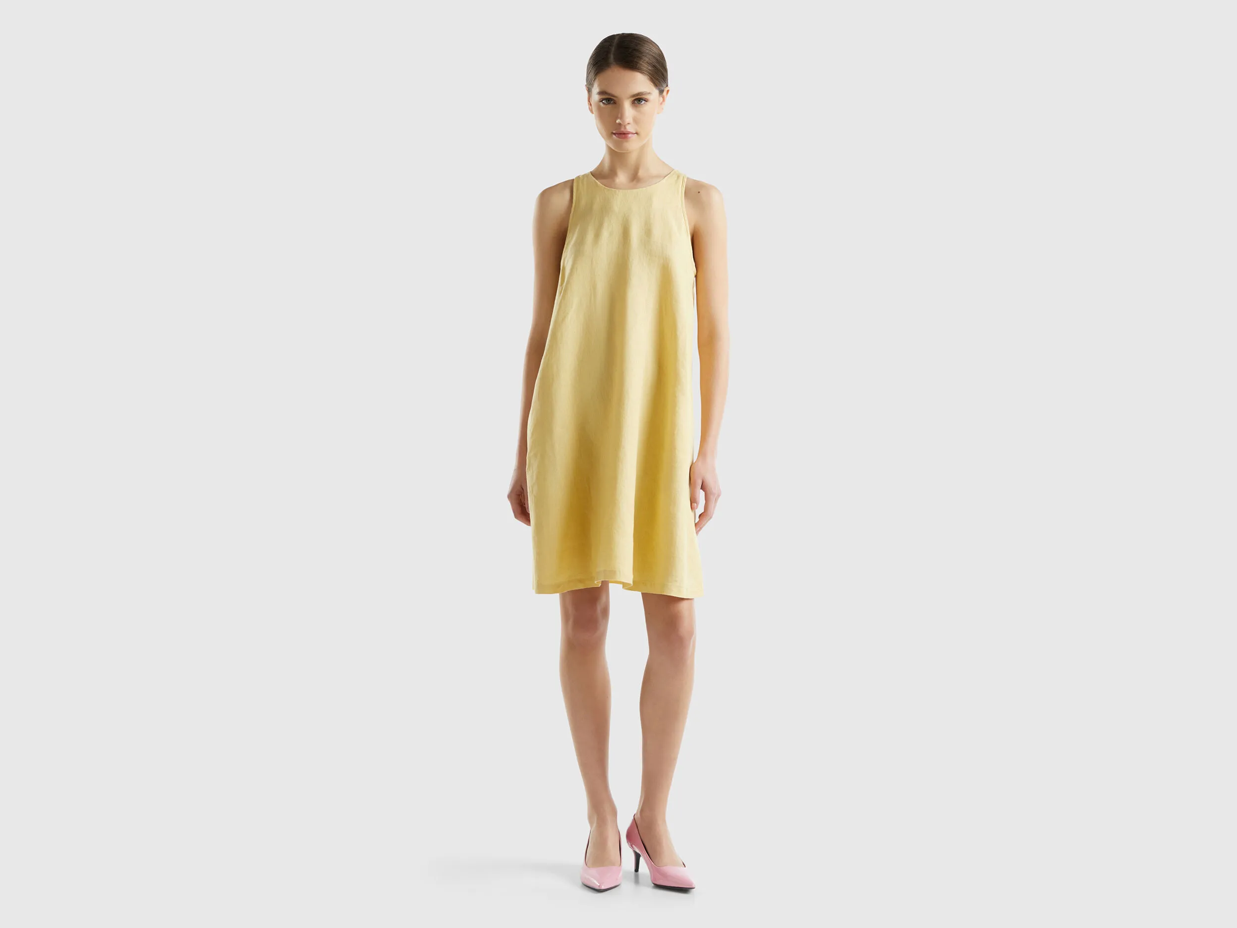 Vestido de puro lino sin mangas