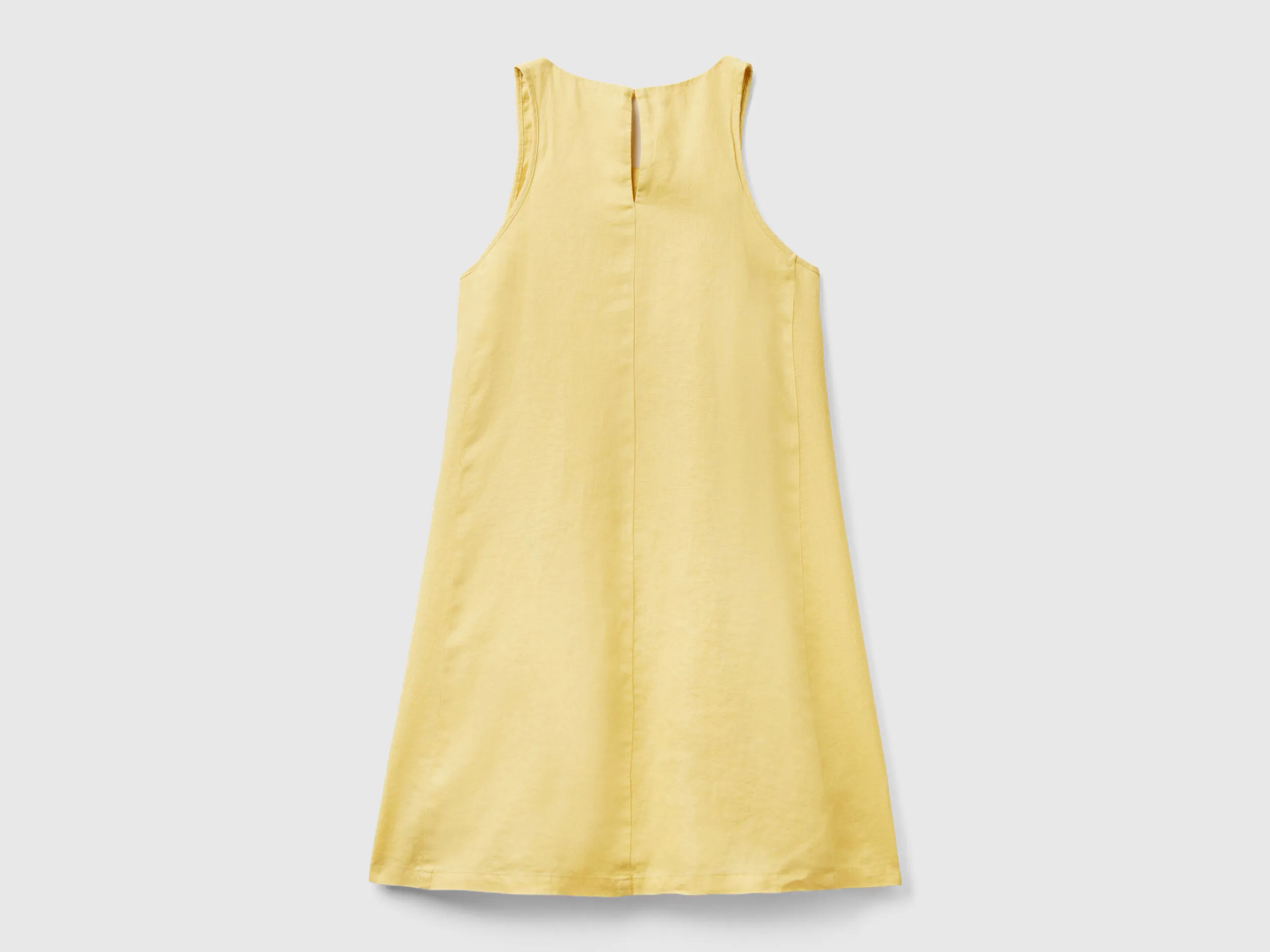 Vestido de puro lino sin mangas