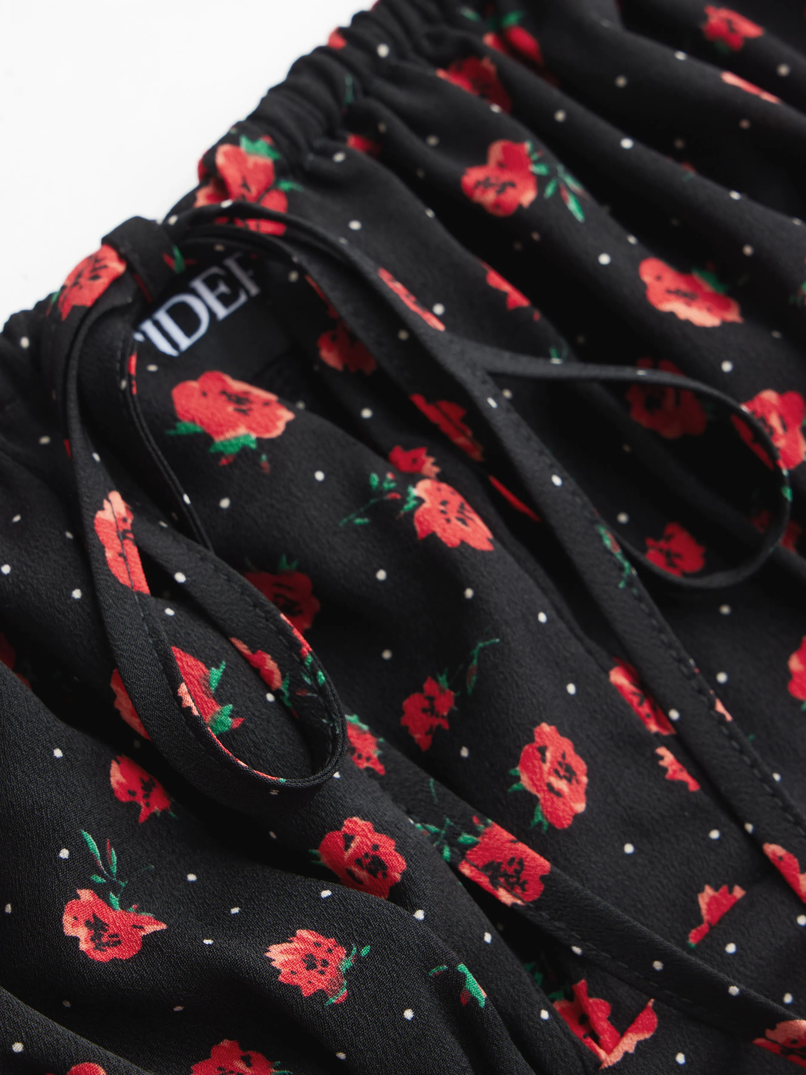  Vestido Midi de Manga Corta Anudada con Estampado Floral y Escote Cuadrado