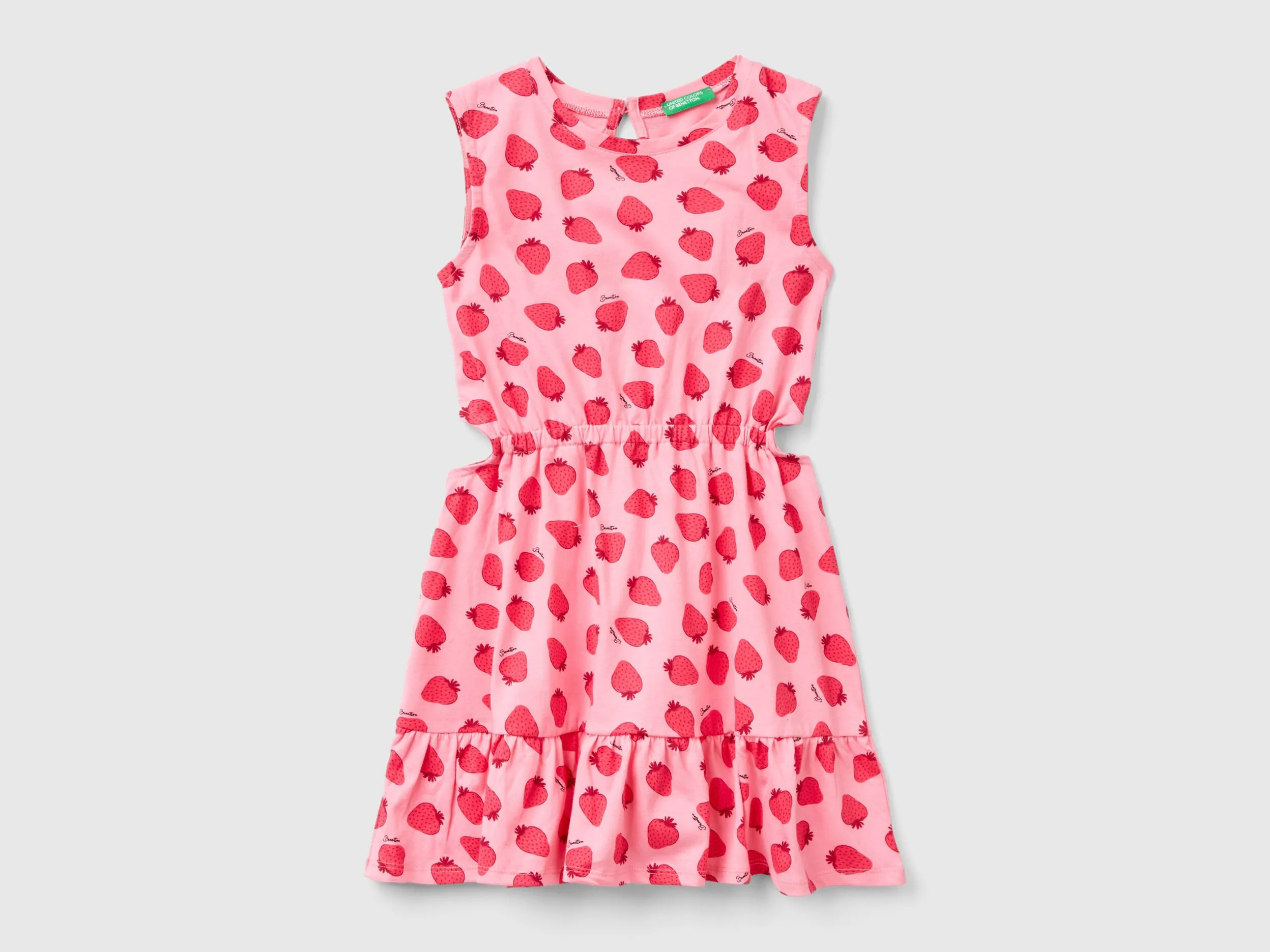 Vestido rosa con estampado de fresas