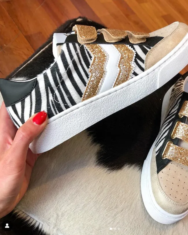 ZAPATILLAS DE MUJER DORADAS Y BLANCAS CON CIERRE DE VELCRO  CL13 ZEBRA