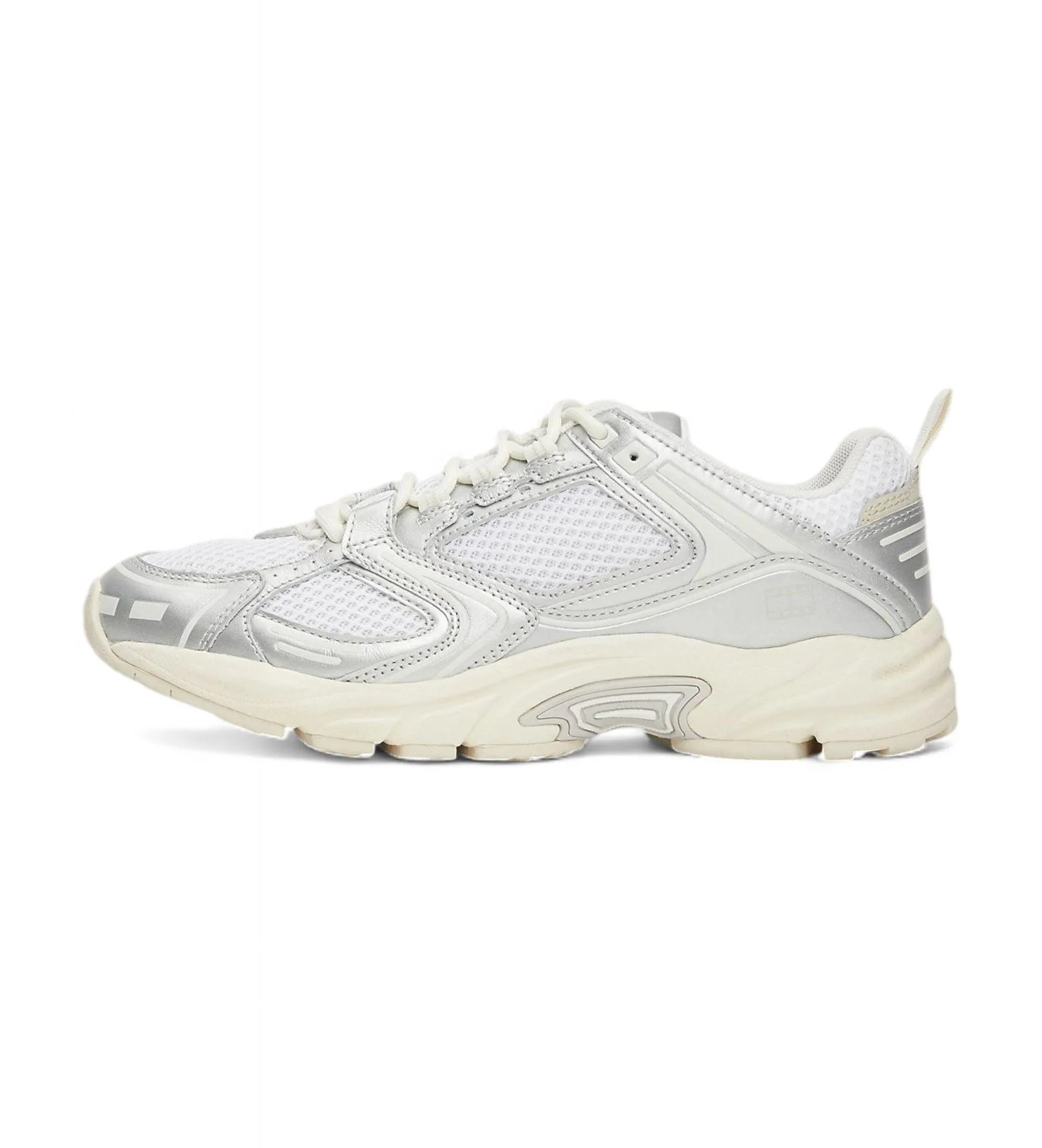 Zapatillas estilo running metalizadas plateado, blanco