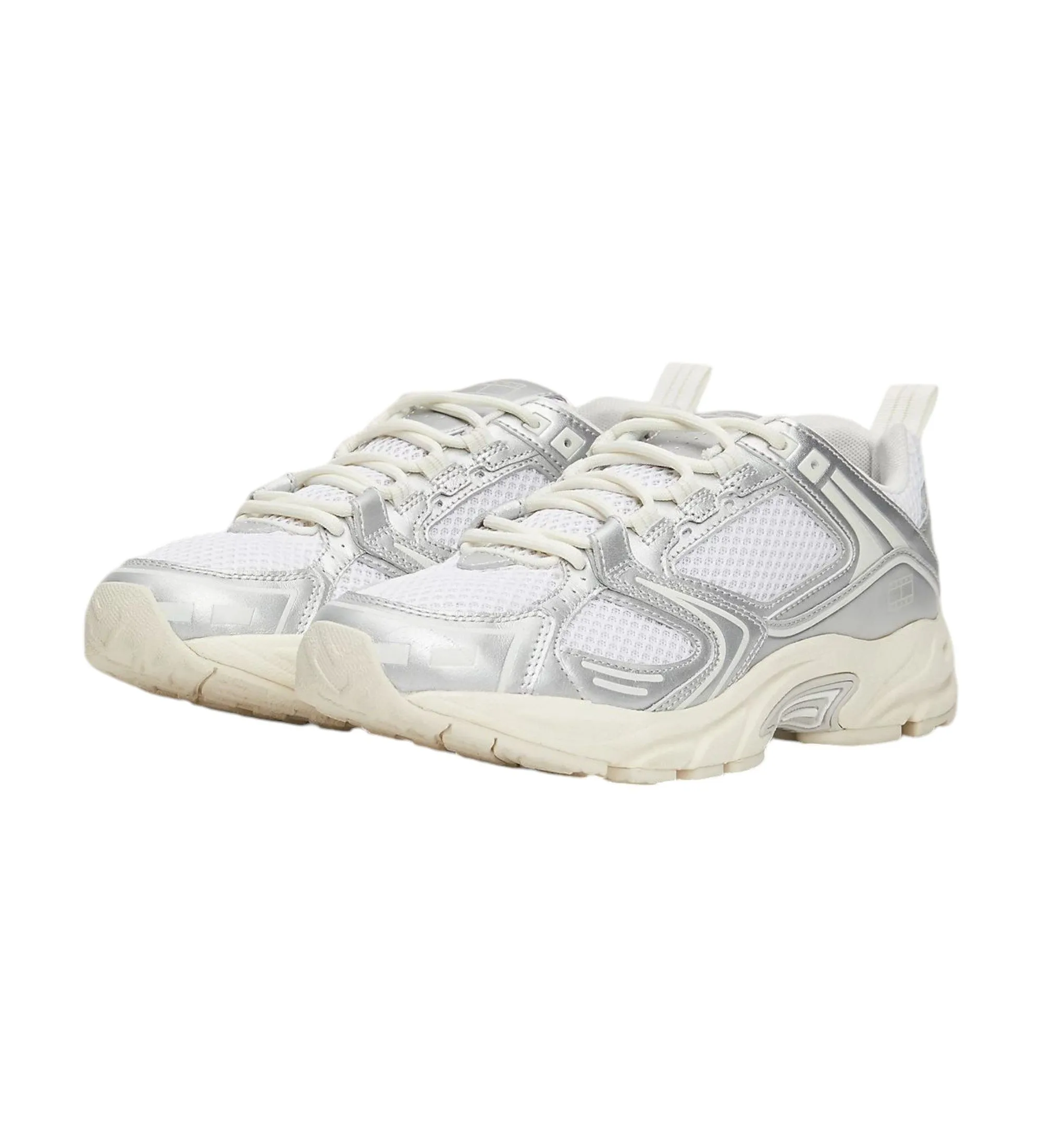 Zapatillas estilo running metalizadas plateado, blanco