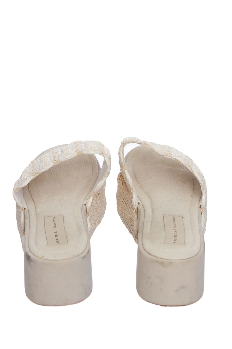 ZAPATOS COLOR BEIGE  ARKITECT/ FRANCESCA MIRANDA