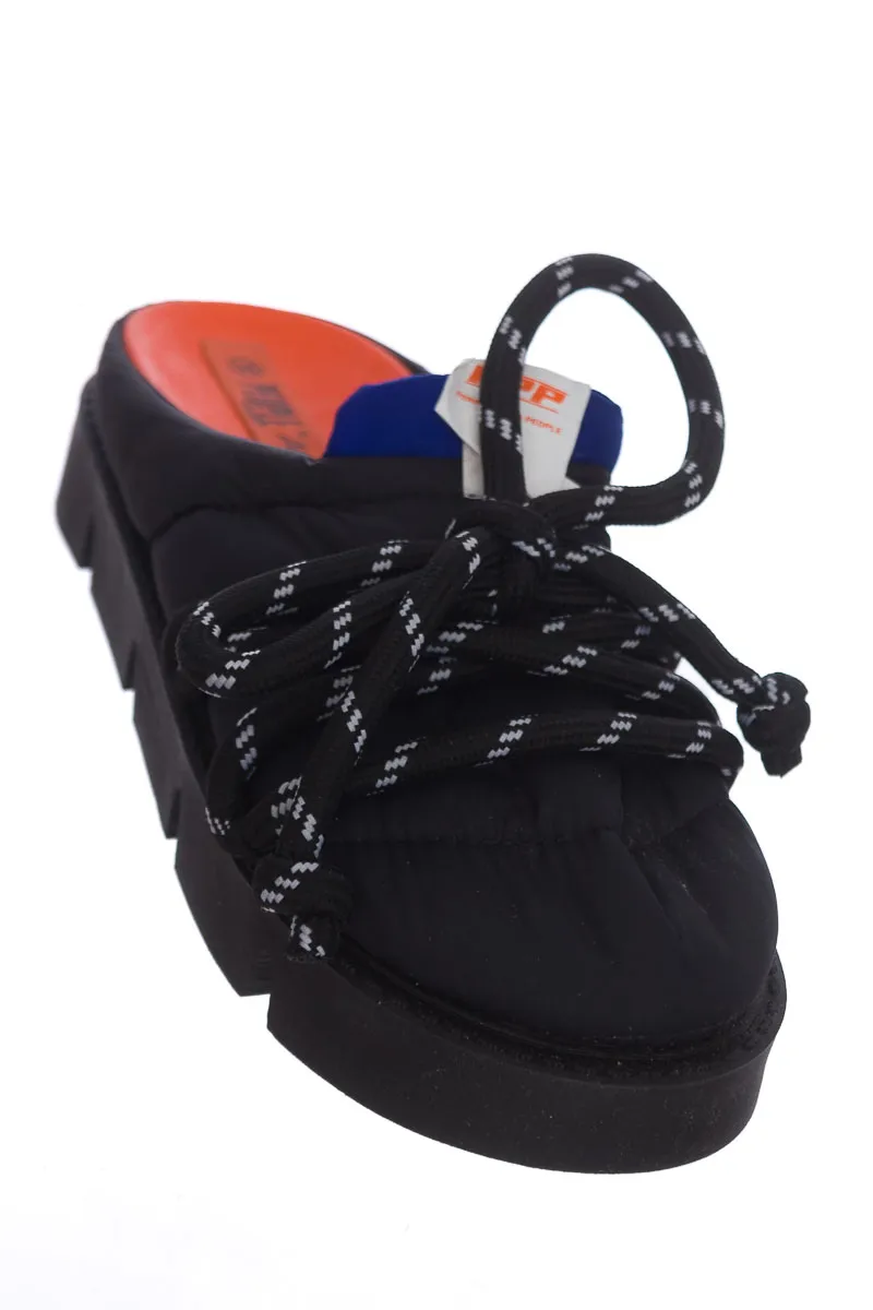 ZAPATOS COLOR NEGRO  PEOPLE X AGUDELO 888