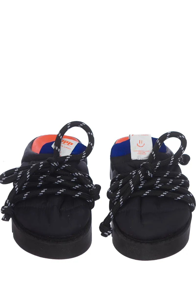 ZAPATOS COLOR NEGRO  PEOPLE X AGUDELO 888